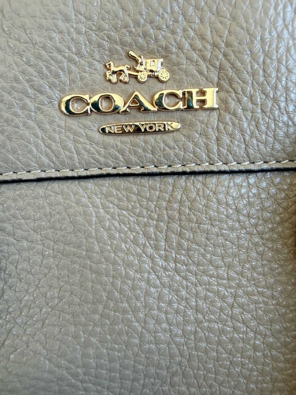 COACH Bennett Satchel in Pebble Leather Taupe F36672 - Excellent Condition - Picture 6 of 7